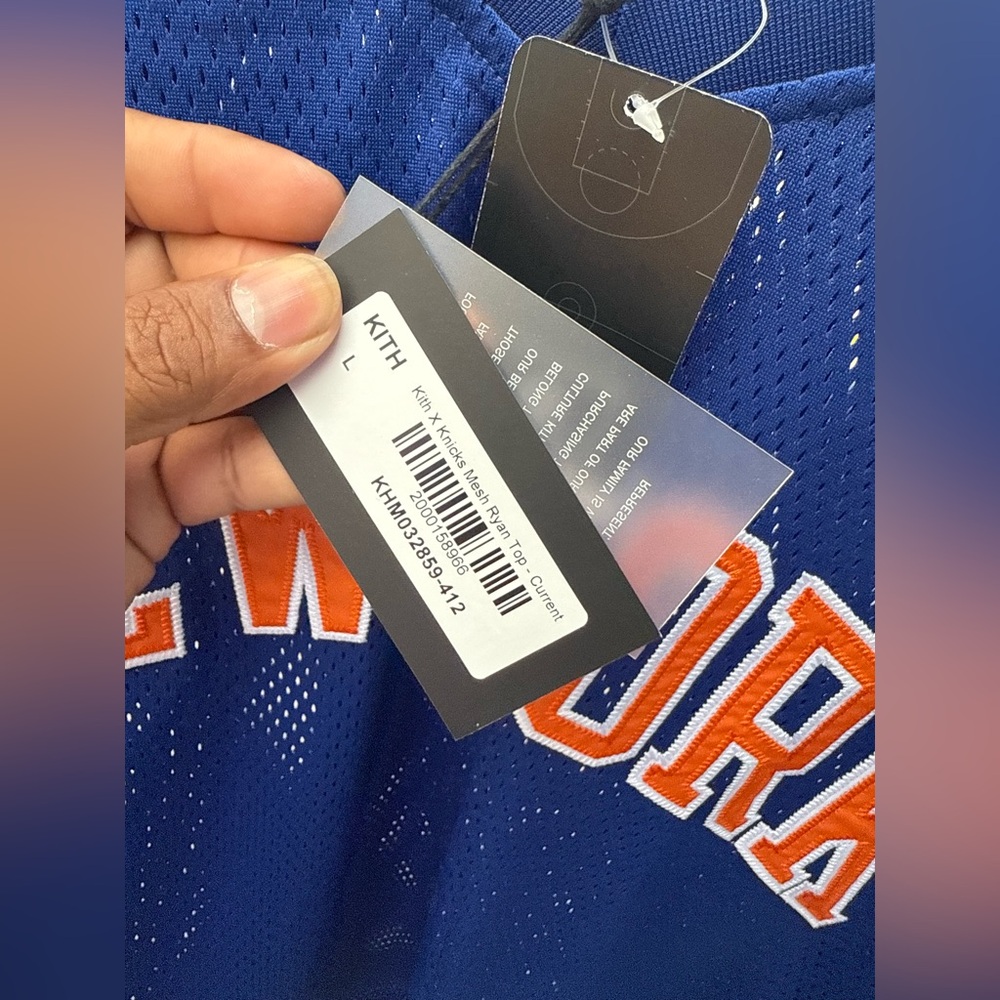 Kith for the New York Knicks Mesh Ryan Top - Picture 4 of 8
